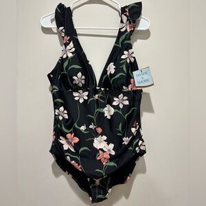 NWT Shade & Shore Floral One Piece Swimsuit, Women’s XL